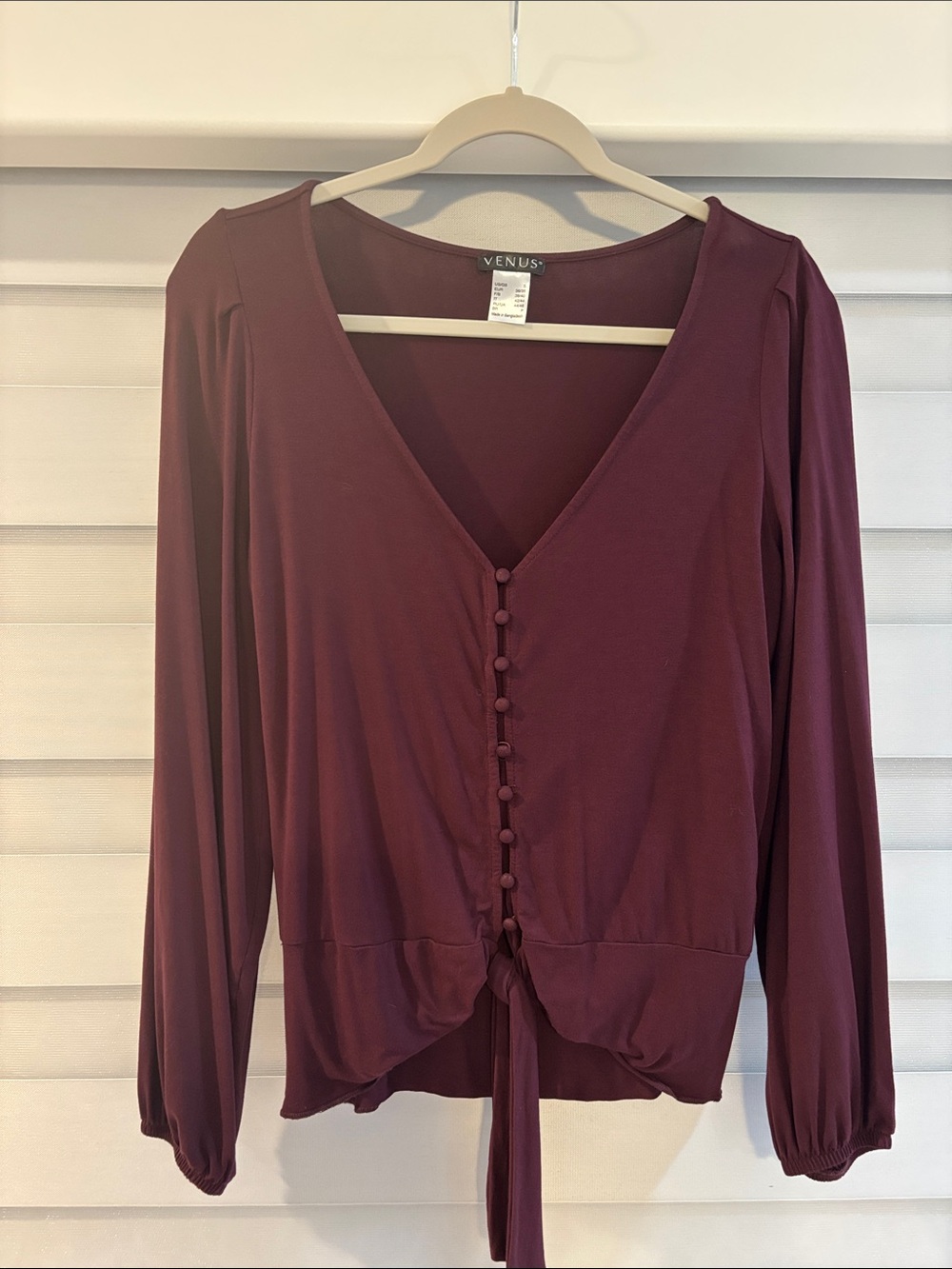 VENUS Women's Long-Sleeve V-Neck Tie-Front Top in Burgundy